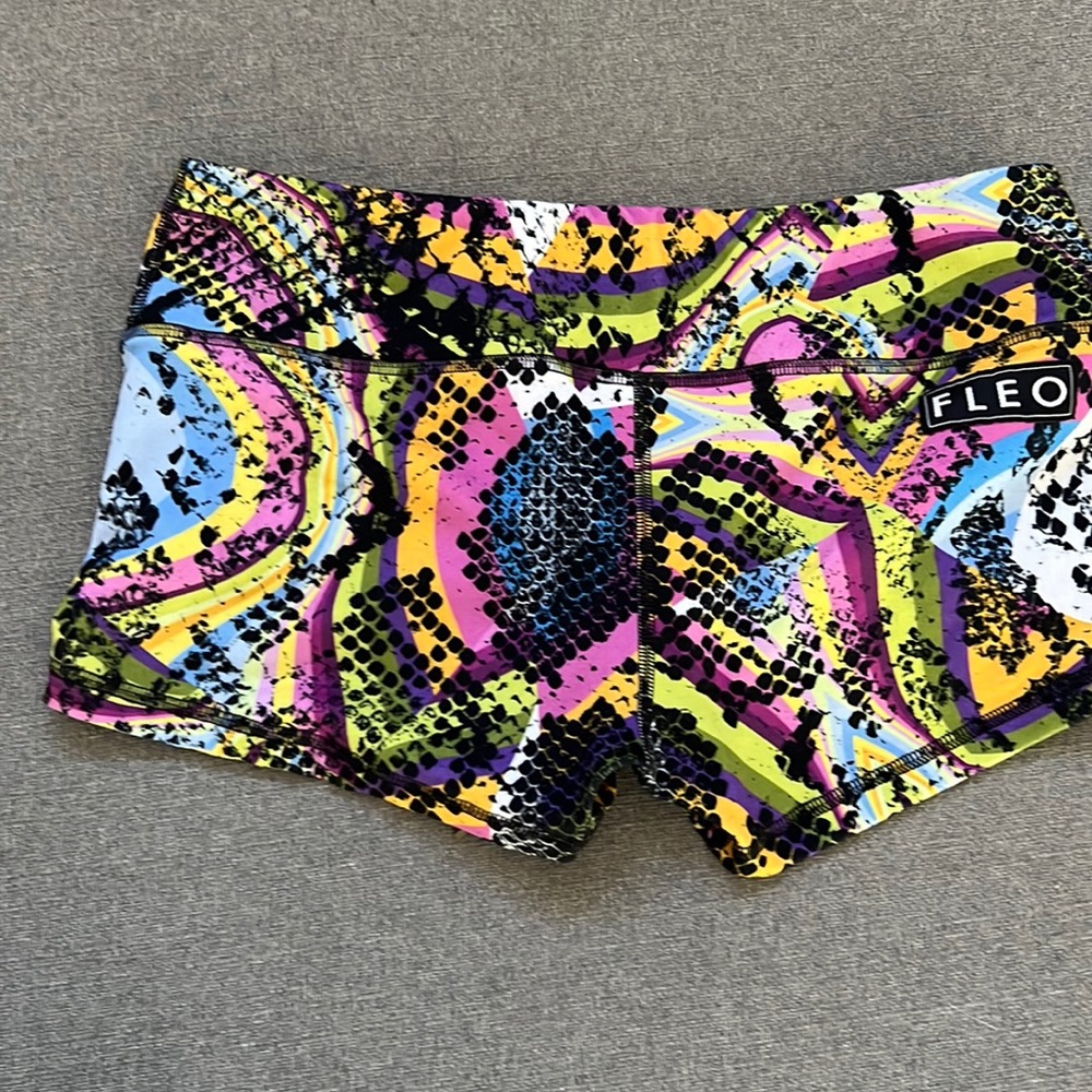 Fleo Snakeskin Pattern - image 1